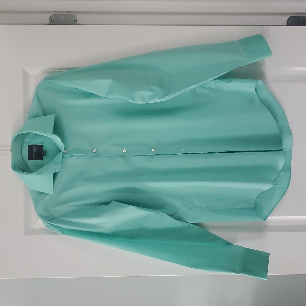 Madison Green Dress Shirt Classic Long-Sleeve